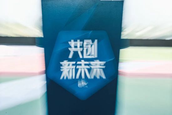 午夜不用钱18岁以下不能进影院