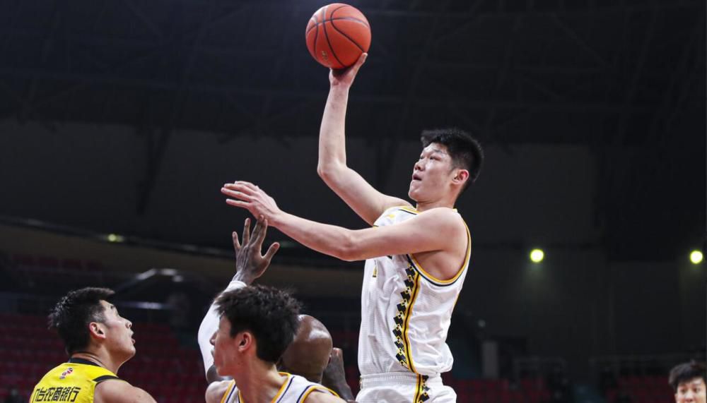 纲手和鸣人